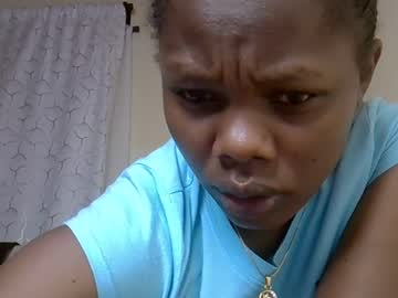 See Sexxybitche online Now @ roxpoxy.com
