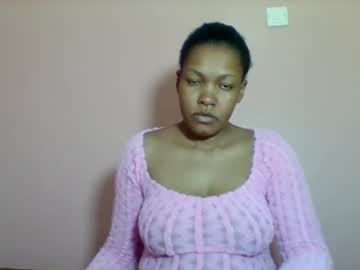 See Sexyapple2002 online Now @ roxpoxy.com