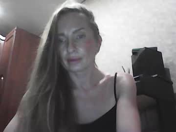 See Siren_voise online Now @ roxpoxy.com
