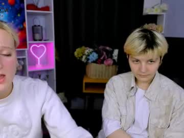 See Smuzi_muzi online Now @ roxpoxy.com