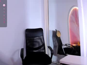 See Sofii_lopezz online Now @ roxpoxy.com