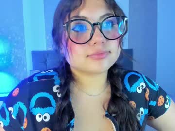 See Softlily_mei online Now @ roxpoxy.com