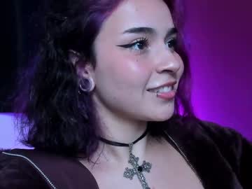 See Sophiecats online Now @ roxpoxy.com