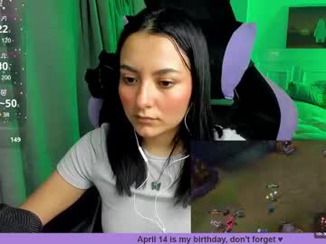 See Soy___lili online Now @ roxpoxy.com