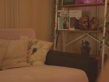 See Starfromsky online Now @ roxpoxy.com