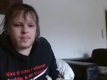 See Tdz17 online Now @ roxpoxy.com