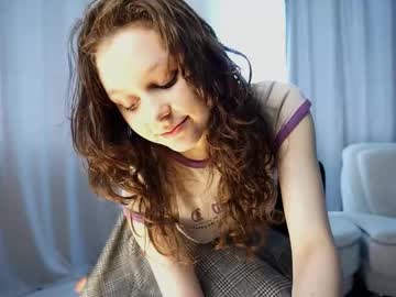 See Tender_beauty online Now @ roxpoxy.com