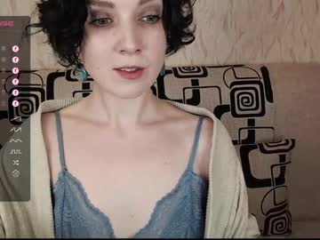 See Tinawincee online Now @ roxpoxy.com