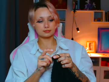 See Tommioo7 online Now @ roxpoxy.com