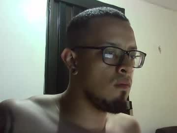 See Tripode2017 online Now @ roxpoxy.com