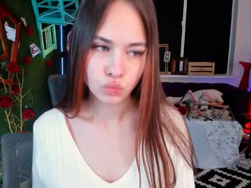 See Ulianeer online Now @ roxpoxy.com