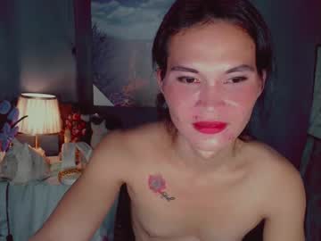 See Urblossom_jennifer online Now @ roxpoxy.com