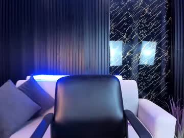 See Venuscooper_ online Now @ roxpoxy.com