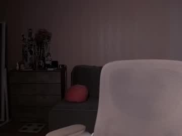 See Vetta_dey online Now @ roxpoxy.com