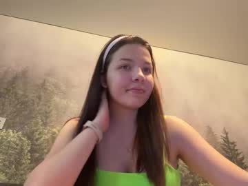 See Vexawitch online Now @ roxpoxy.com