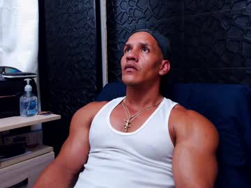 See Viktorherrera online Now @ roxpoxy.com