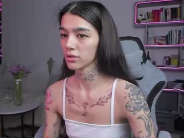 See Vinkitinkii online Now @ roxpoxy.com