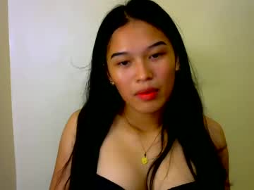 See Wet_princess69x online Now @ roxpoxy.com