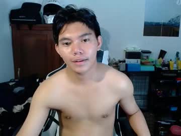 See Yamati21 online Now @ roxpoxy.com