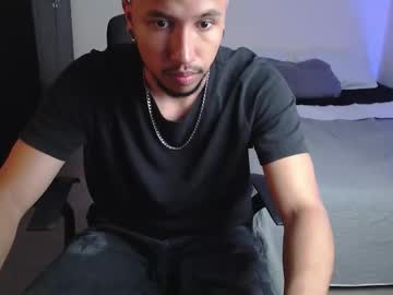 See Yeff_stone online Now @ roxpoxy.com