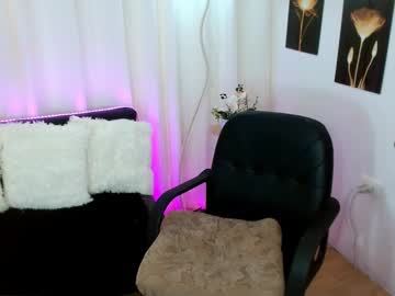 See Ysabellefox online Now @ roxpoxy.com