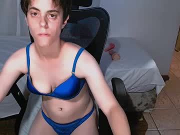 See Yuyito15 online Now @ roxpoxy.com