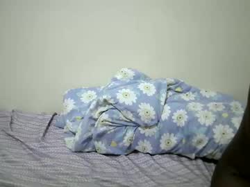 See Zellah online Now @ roxpoxy.com