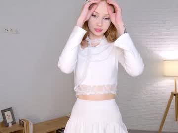 See Zoe__page online Now @ roxpoxy.com