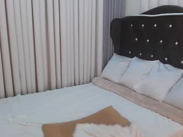 See Zoey_pleasure online Now @ roxpoxy.com