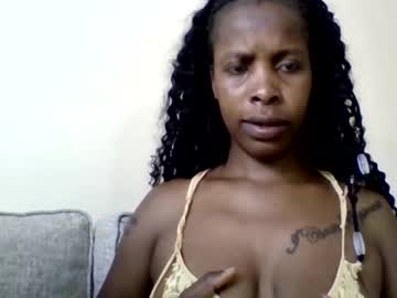 See Zurivelvetstudio online Now @ roxpoxy.com